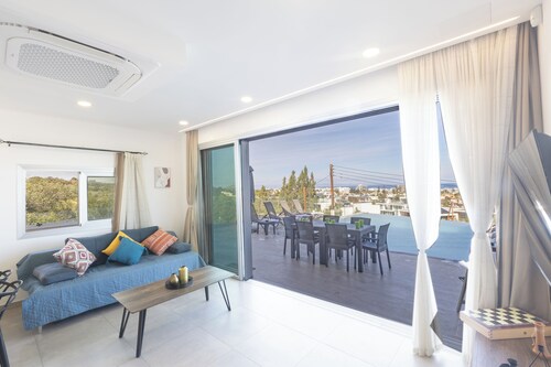 Protaras Holiday Villa Ds112