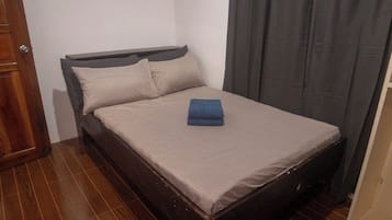 Triple Room, Balcony | Laptop workspace, free WiFi