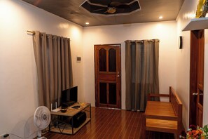 Classic Bungalow, 2 Bedrooms, Balcony | Living area - JJ Siargao Homestay (General Luna)