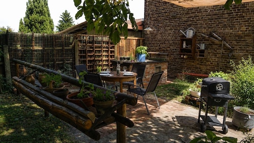 "Anno Dazumal" ...the charming vacation apartment where strangers become friends!