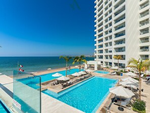 Pool - Amazing Studio with Oceanview - Pool - Beach - Gym (Puerto Vallarta)