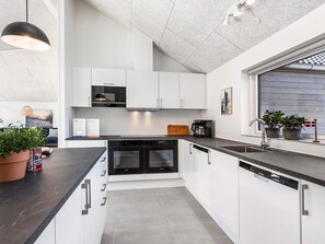 House | Interior - 5 Star Holiday Home in Glesborg (Glesborg)