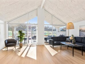 House | Interior - 5 Star Holiday Home in Glesborg (Glesborg)