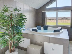 House | Spa treatment - 5 Star Holiday Home in Glesborg (Glesborg)