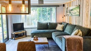 Télévision, cheminée