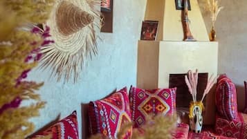 Comfort Double or Twin Room, Patio, Garden View | Interior