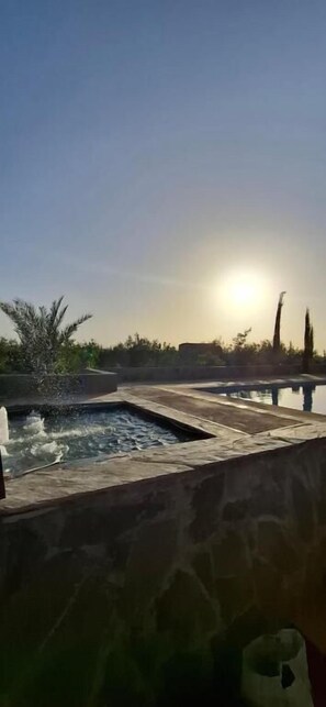 Studio Standard, vue sur le jardin | Piscine | Piscine extérieure