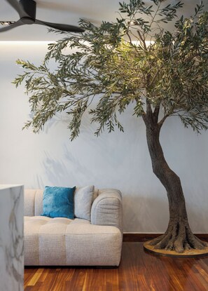 Familien-Suite, Balkon | Wohnbereich