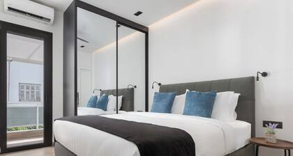 Glyfada Lux Olive Suites - Aura & Glow