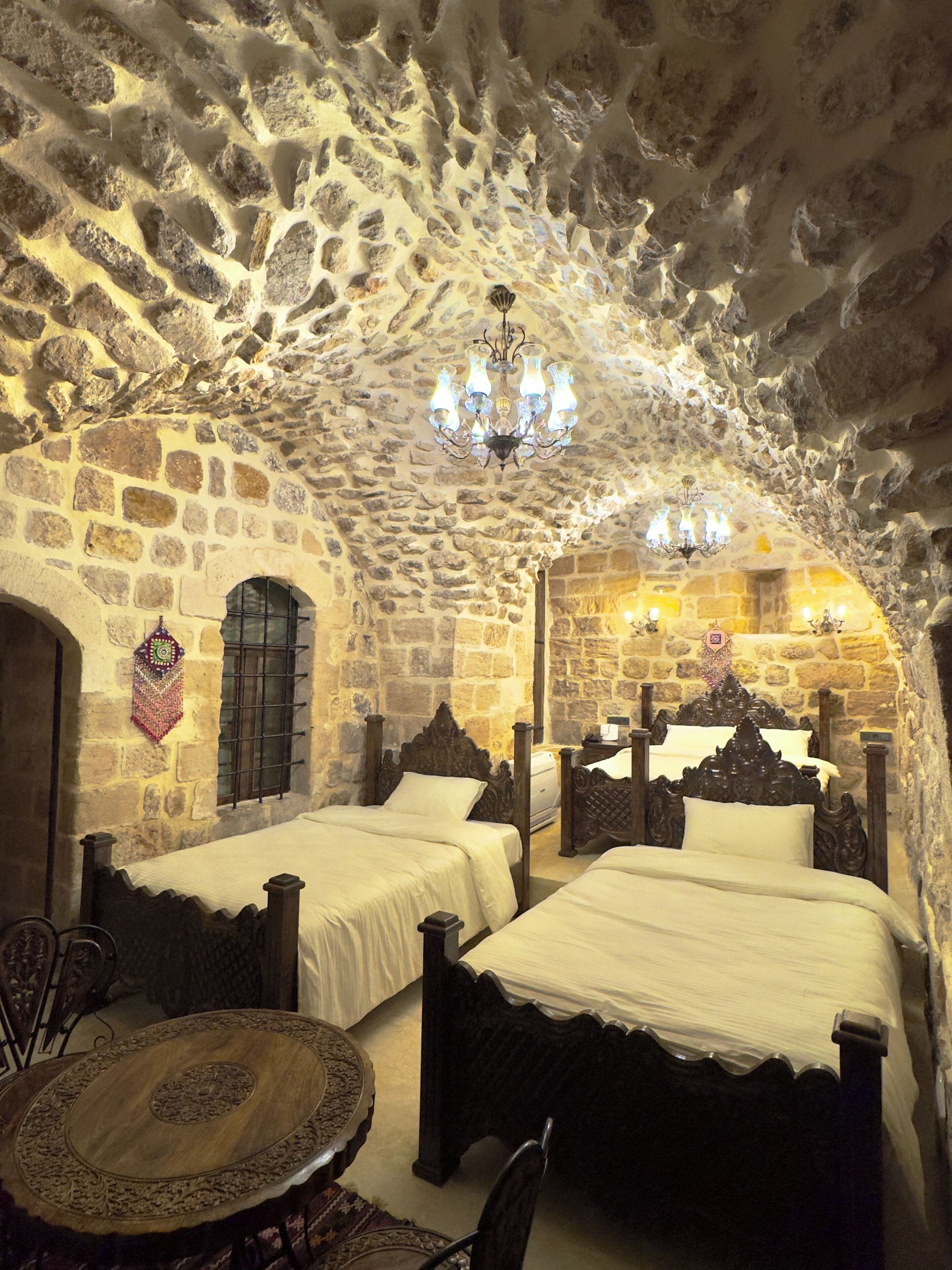 Chambre quadruple Confort | Minibar, bureau, espace de travail pour ordinateurs portables