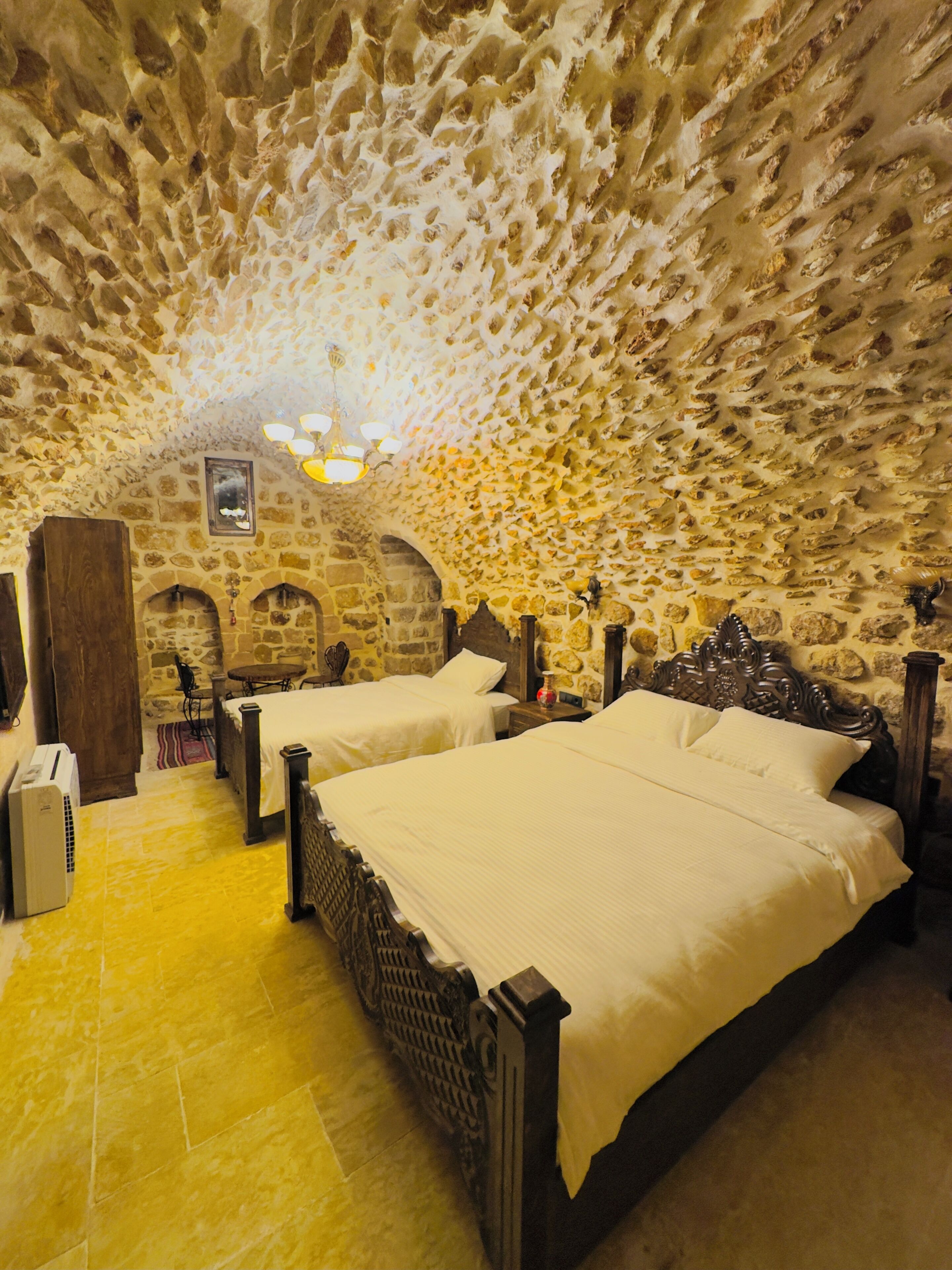 Chambre triple Confort | Minibar, bureau, espace de travail pour ordinateurs portables