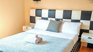 6 chambres, Wi-Fi, draps fournis