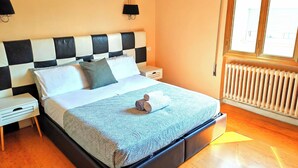 6 chambres, Wi-Fi, draps fournis