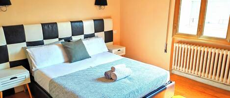 6 habitaciones, wifi y ropa de cama