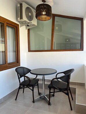 Studio Mewah, 1 Tempat Tidur King, balkon, pemandangan kota | Balkon