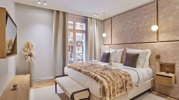 Ferros/tábuas de passar roupa, Wi-Fi, roupa de cama