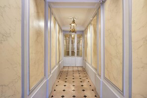 Interior - Prestigious AC Apartment Saint Germain des prés (Paris)