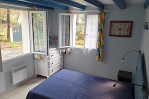 Room - Charming house 800 m from the ocean – Perfect for 6 to 7 people (Jard-sur-Mer)