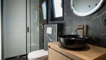House | Bathroom