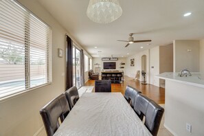 House (4 Bedrooms) | Interior - Pool & Great Location! Smart Home in Chandler (Chandler)