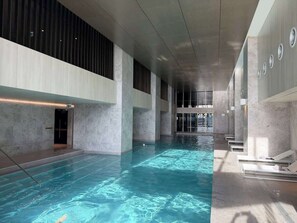 Pool - West Side Place 1BR with parking Pool & Gym (Melbourne)