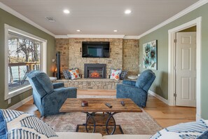 House (2 Bedrooms) | Front of property - Lake Dardanelle Home w/ Dock! Fish On-site (Scranton)