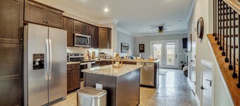 9 Mi to Harpeth River State Park: Getaway w/ Patio