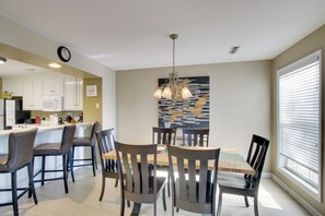 Interior - Anglers Dream: Lake Eufaula Escape w/ Boat Ramp! (Abbeville)