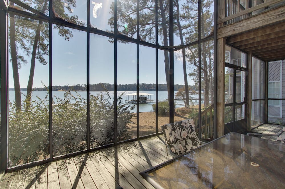 Dock & Ramp Access: Water-view Gem on Lake Eufaula - Quitman County, LA