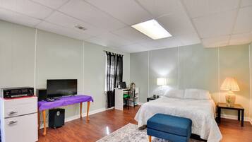 Apartment (0 Bedroom) | Front of property