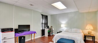 4 Mi to Downtown: Wfh-friendly Loganville Studio