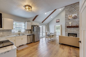 House (3 Bedrooms) | Interior - Willard Home On a Working Farm w/ Water Views! (Willard)