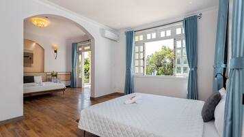 8 habitaciones, escritorio, tabla de planchar con plancha y wifi gratis