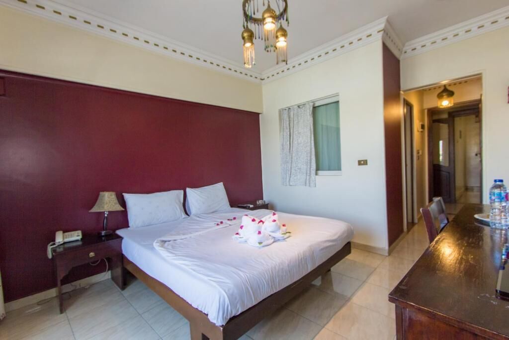 Deluxe kamer, 1 twee- of 2 eenpersoonsbedden, balkon, uitzicht op rivier | Gratis wifi, beddengoed