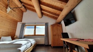 ダブルルーム マウンテンビュー | デスク、WiFi (無料)