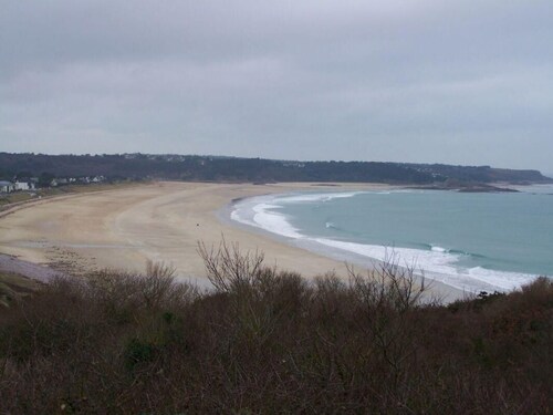 Maison   7 personnes à 10 mn à pieds de la plage
Animaux de compagnie acceptés