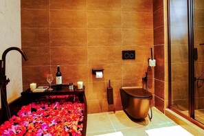 Behandlingsrum til par, sauna, dampbad, mudderbade, aromaterapi