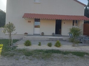 Exterior - Cottage for 4 in Razines with Parking and Wifi (Razines)