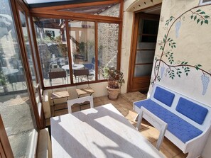 Dining - Spacious Family Cottage near the Vosges (Repaix)
