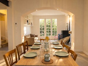 Dining - Renovated House in Arcachon, Garden & AC (Arcachon)