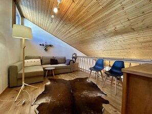 Interior - 3-Room Duplex, 6 Guests, Parking, South, La Salle-les-Alpes (La Salle-les-Alpes)