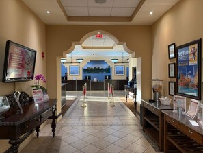 House - 2bed 2bath Near Disney Piratepool Spa Balcony (Orlando)