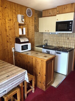 Private kitchen - Tignes Val Claret 6-bedroom apartment for rent, at the foot of the slopes (Tignes)
