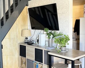 Interior - Air-Conditioned Pavilion with Parking 900m from Sea (Fleury-Saint-Pierre-la-Mer)