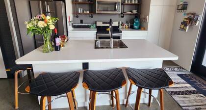 Exclusive Modern Suite View