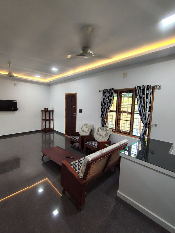 Villa | Living area - Kudaram Lake View (Kuttanad Taluk)