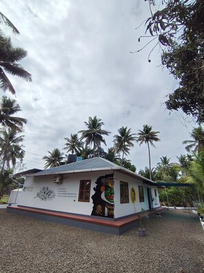 Villa | Exterior - Kudaram Lake View (Kuttanad Taluk)