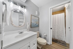 Hair dryer, towels - Gulf-Front Summit Resort Beachfront Condo | Sleeps 5 | Panama City Beach (Panama City Beach)