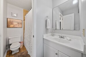 Hair dryer, towels - Gulf-Front Summit Resort Beachfront Condo | Sleeps 5 | Panama City Beach (Panama City Beach)