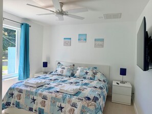 2 bedrooms, iron/ironing board, WiFi, bed sheets